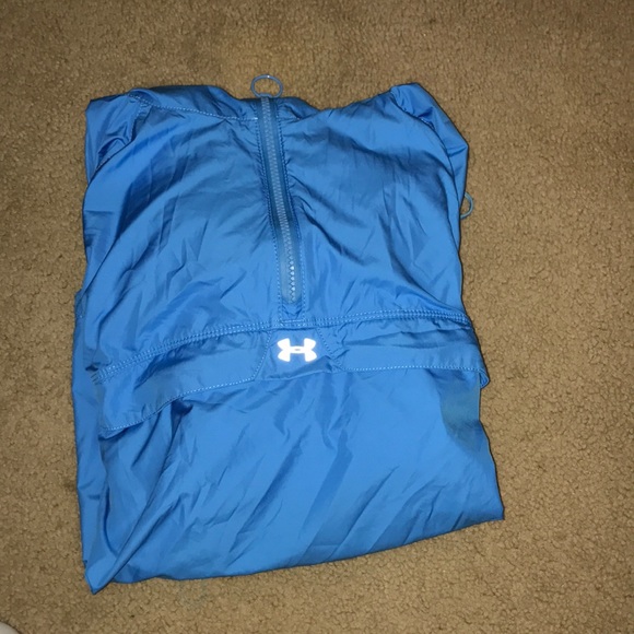 Under armor windbreaker - Picture 2 of 2